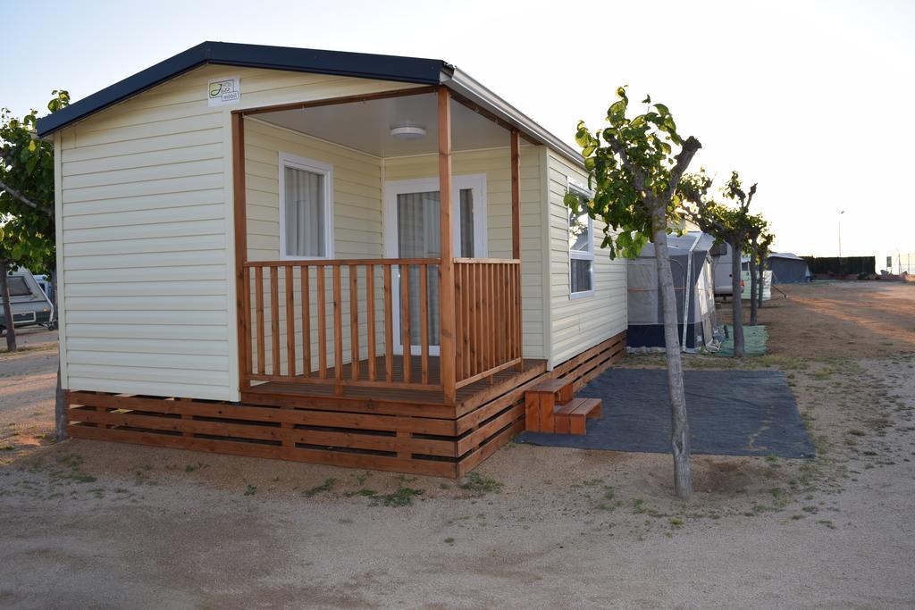 Camping El Pinar Platja Santa Susanna Dış mekan fotoğraf